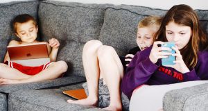 Tips to reduce mobile addiction in children