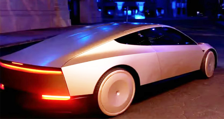 Tesla driverless car teleoperation technology